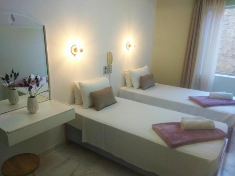 Stalos Kreta, Stalos: Hotel mit Pool und Panoramablick aufs Meer zu verkaufen Gewerbe kaufen